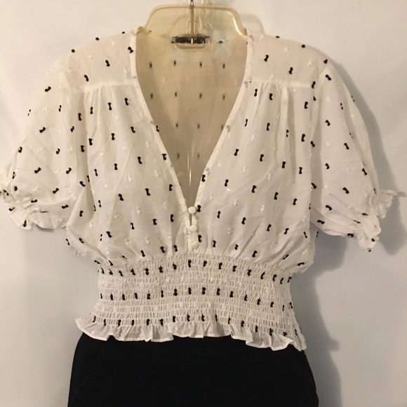 NWOT🌟Darling Oliviaceous Top - Picture 3 of 14